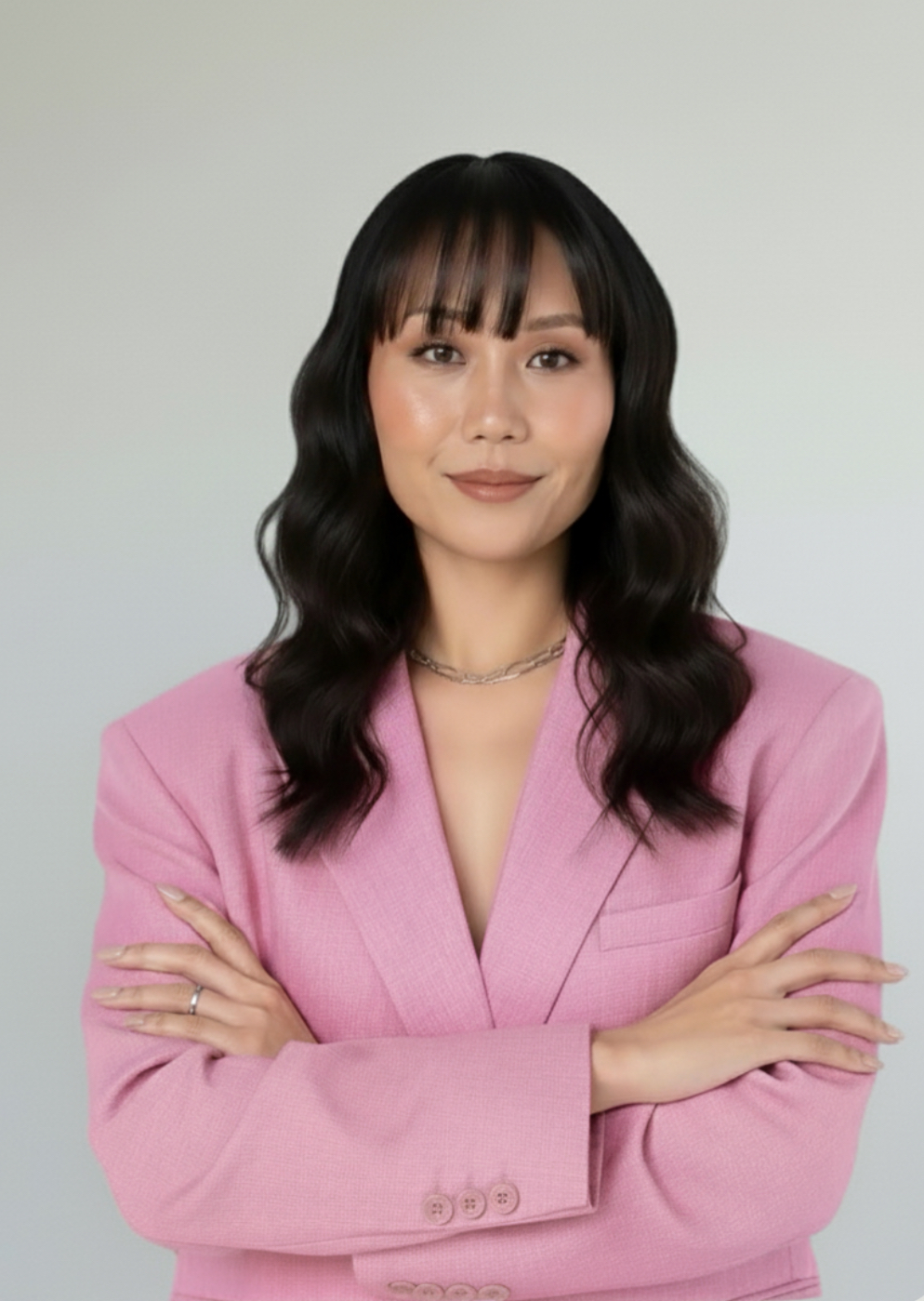 <subject>[headshot] image of customer (for a hr tech)</subject>